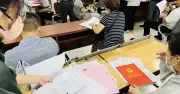 Đề xuất cấp sổ hồng cho mua đất bằng giấy tay đến 1.8.2024