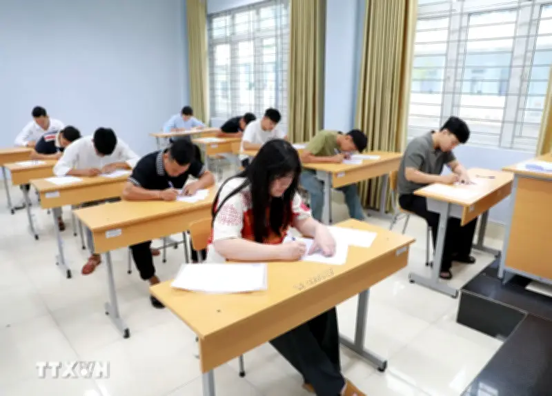 12 thí sinh bị đình chỉ thi tốt nghiệp THPT môn Ngữ văn