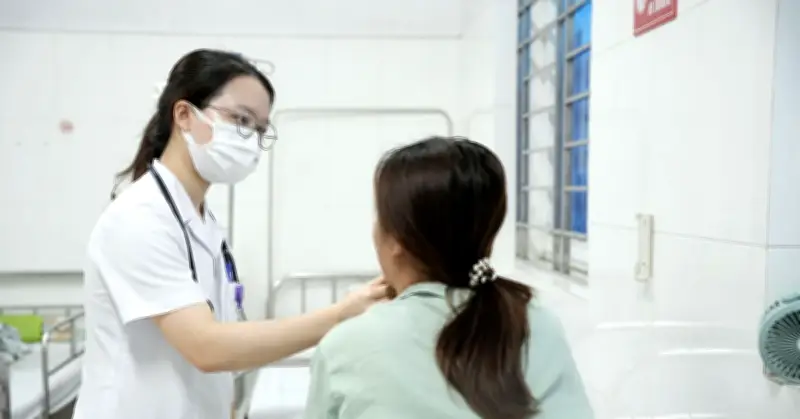 27 tuổi ngất khi làm bác sĩ, phát hiện đột quỵ cực nguy hiểm