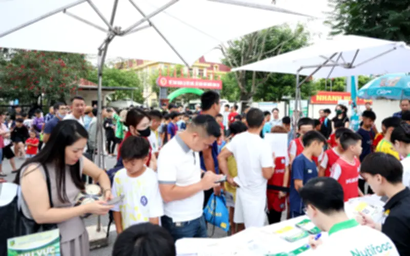30 suất học bổng bóng đá toàn phần tại Học viện Nutifood