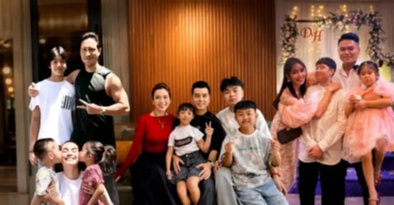 4 bộ đường nổi tiếng trong showbiz Việt, có người là chồng của NSND