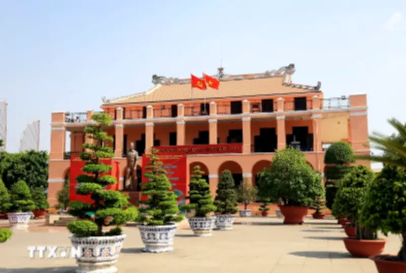 50 năm TP mang tên Bác: Sáng mãi tên người, thành phố Hồ Chí Minh