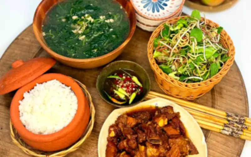 7 mâm cơm gia đình cho người bận tối mắt tối mũi, nấu nhanh món nào cũng ngon
