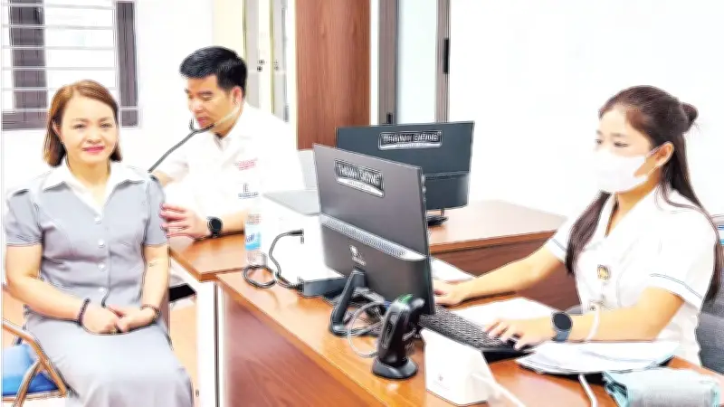 Đưa dịch vụ y tế chất lượng cao về gần dân tại phường Vĩnh Hưng