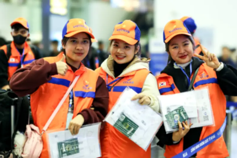 Đưa lao động Việt ra nước ngoài: Khó tuyển vì lương trong nước hấp dẫn