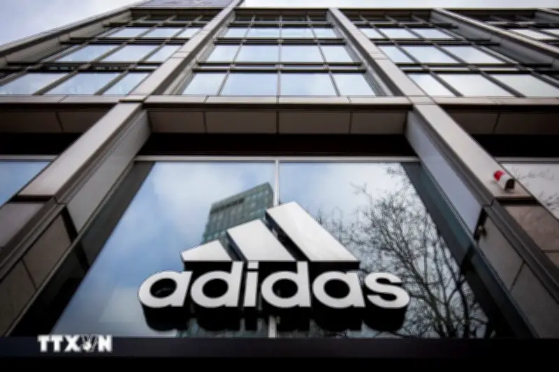 Adidas gặp sự cố hi hữu vì sức hút của dàn sao tuyển Đức