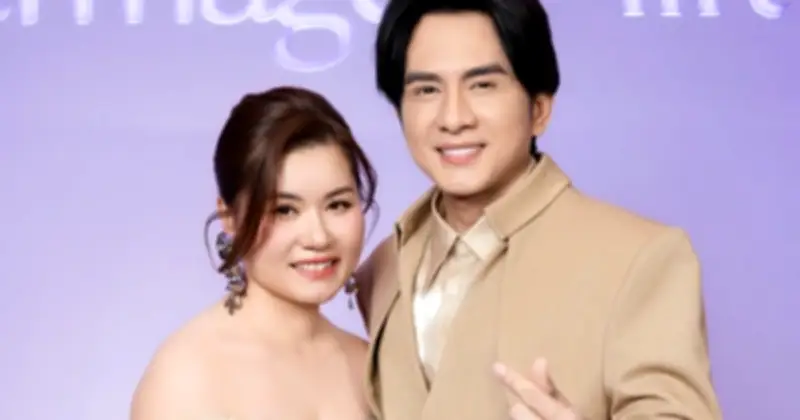 Đan Trường và vợ cũ Thủy Tiên cùng con trai dự sự kiện của Lý Thùy Chang