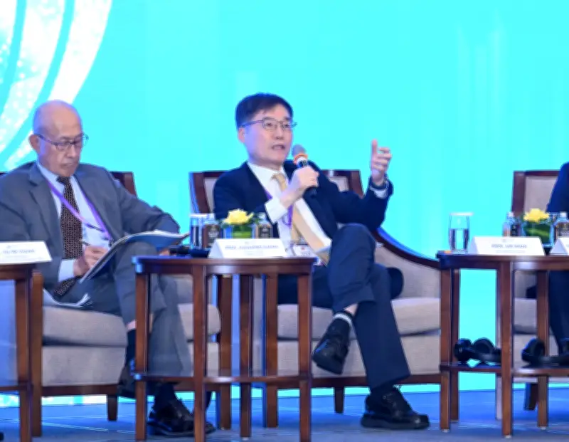 ASEAN cần đổi mới mô hình tăng trưởng trước biến động toàn cầu