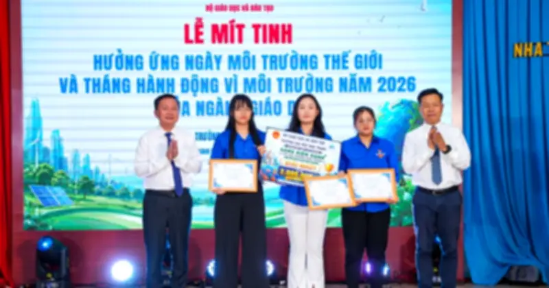 Bộ GD-ĐT phát động phong trào 'đại sứ sống xanh' trong toàn ngành