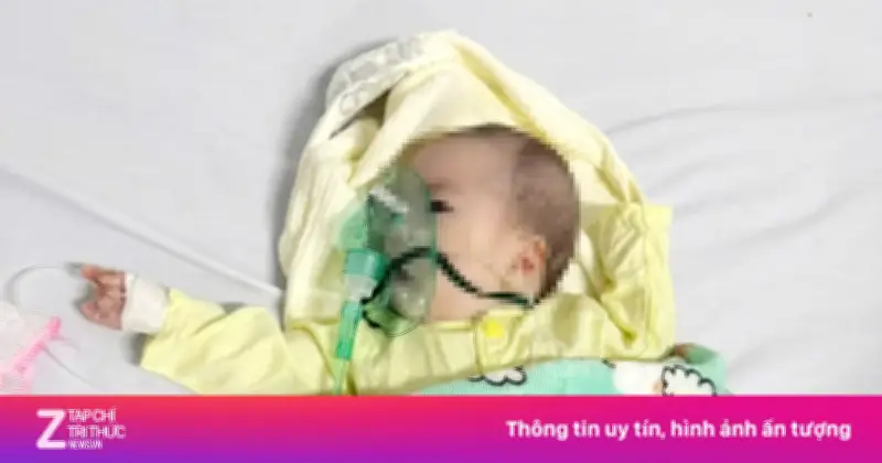 Bé gái 2 tháng tuổi bị bỏ rơi trước cổng công ty kèm lá thư nghẹn lòng