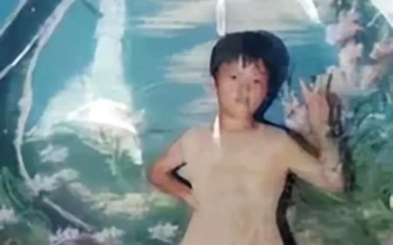 Bé gái 9 tuổi bỏ nhà đi vì sợ bị mắng, đoàn tụ sau 22 năm nhờ ADN