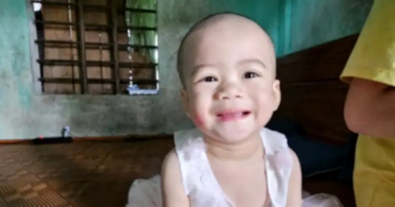 Bé gái gần 2 tuổi sống cùng mẹ mắc bệnh tâm thần: Thông tin mới nhất