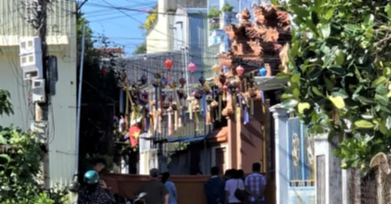 Bé gái sơ sinh tử vong trong túi xách bỏ trước cổng chùa ở Quảng Ngãi