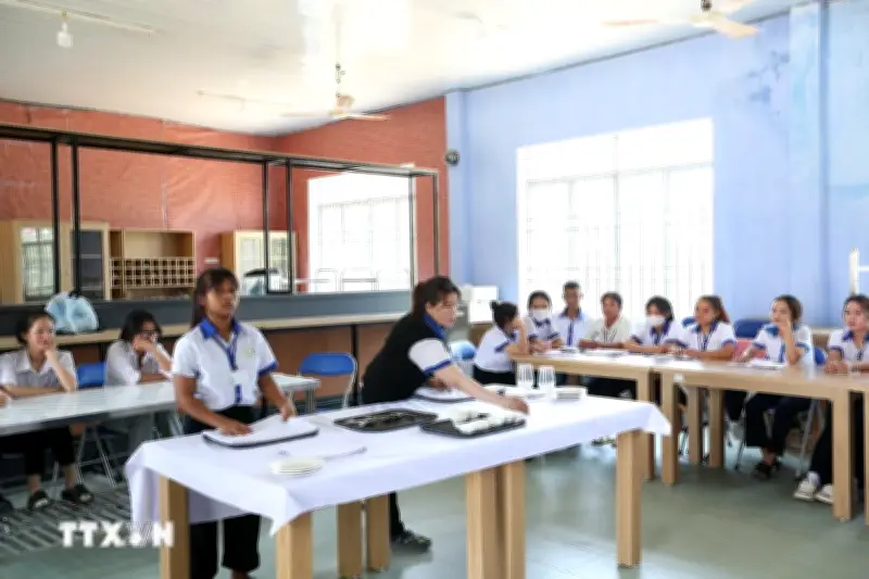 Bộ Giáo dục lần đầu ban hành Điều lệ trường trung học nghề
