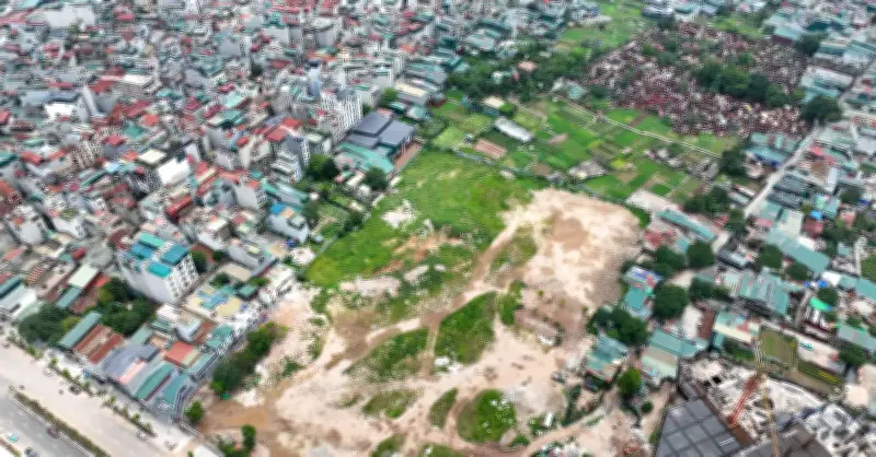 Bố mẹ cho đất xây nhà 2 tầng, 10 năm sau con gái nhận yêu cầu bất ngờ