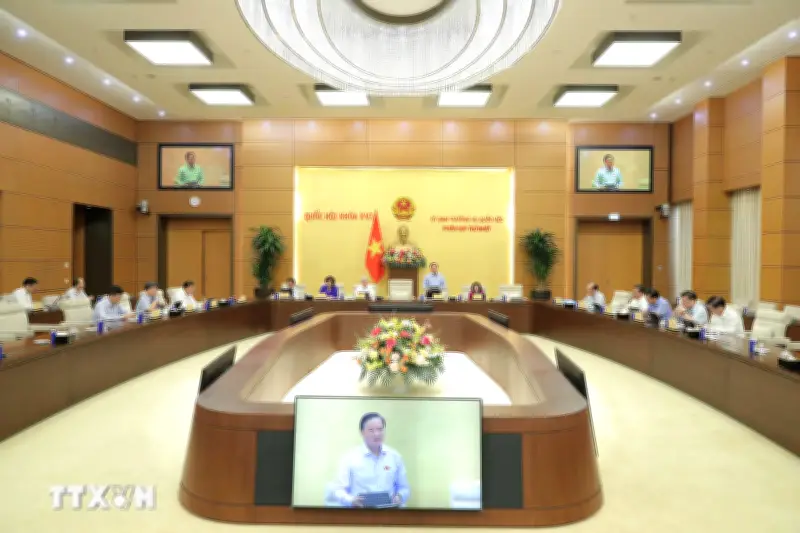 Ban hành các nghị quyết về điều chỉnh Chương trình lập pháp năm 2026