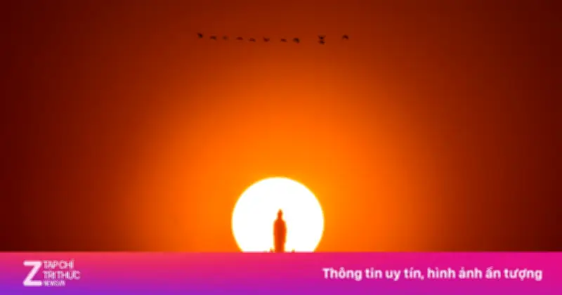 Ban quản lý núi Bà Đen kêu gọi du khách leo núi văn minh, bảo vệ môi trường