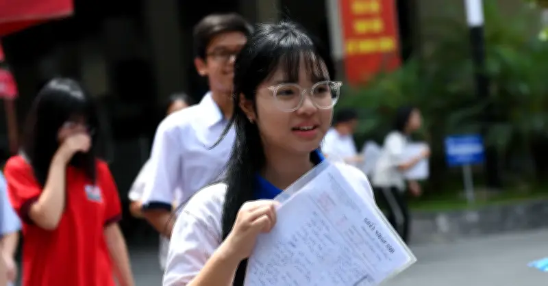 Biến động điểm chuẩn lớp 10 Hà Nội năm 2026: Có trường tăng 6 điểm