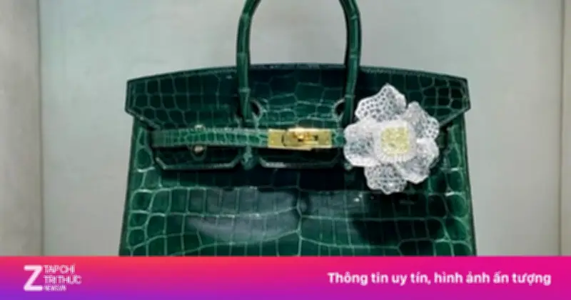 Bông hoa kim cương 2,1 triệu USD trên túi Birkin giành giải Couture Design