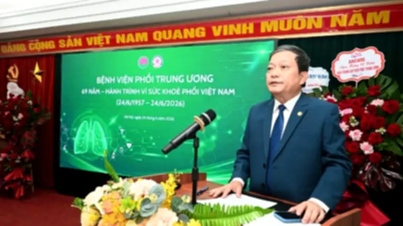 Bệnh viện Phổi Trung ương kỷ niệm 69 năm, đưa bệnh án điện tử vào vận hành