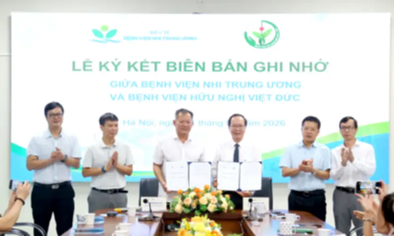Bệnh viện Việt Đức và Nhi Trung ương ký kết hợp tác ghép tạng cho trẻ em