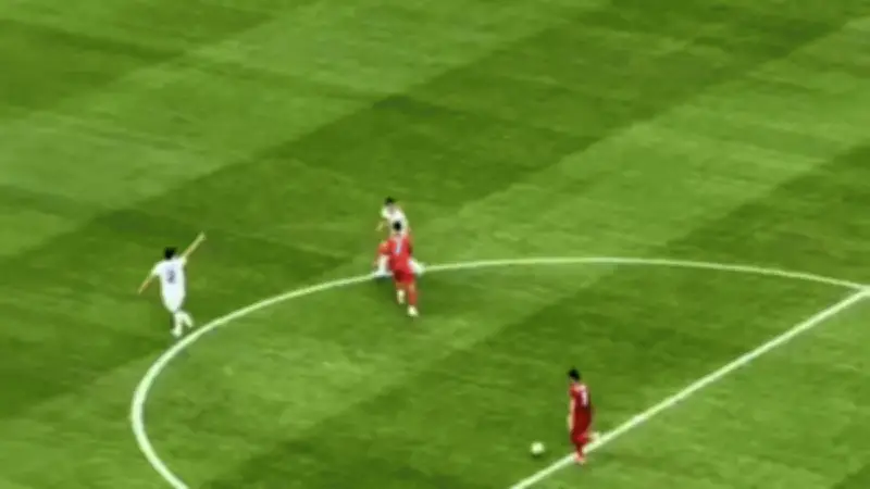 Bruno Fernandes tăng 3 triệu follow Instagram sau kiến tạo cho Ronaldo