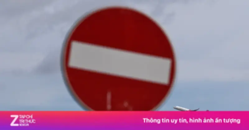 Bầu trời vùng Vịnh nhộn nhịp trở lại sau xung đột Iran