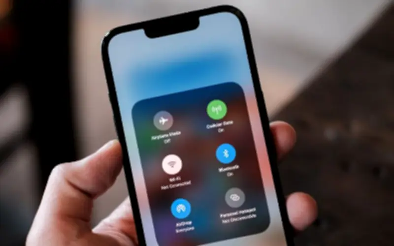 Có nên tắt Bluetooth khi không sử dụng để tiết kiệm pin?