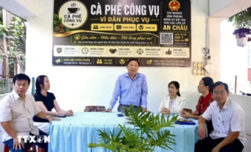 Cà phê công vụ: Kênh đối thoại hai chiều tháo gỡ vướng mắc đất đai