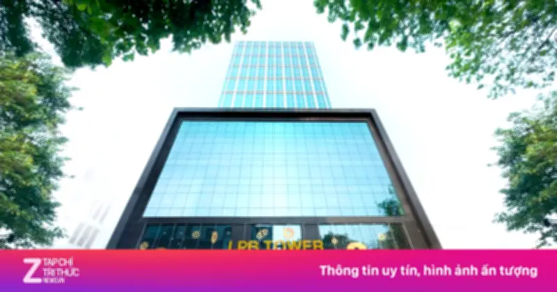 Cổ phiếu LPB tăng trần sau khi ông Phạm Nhật Vượng nắm gần 5% vốn