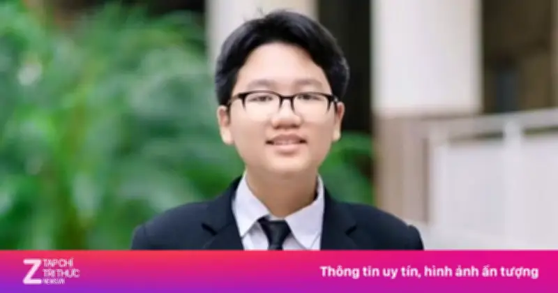Cú 'quay xe' ngoạn mục: Nam sinh từ bỏ ước mơ làm giáo viên Toán trở thành thủ khoa chuyên Địa lý Hà Nội