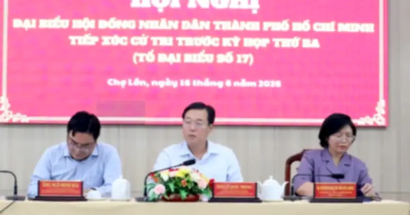 Cử tri TP.HCM lo ngại khó giữ vỉa hè thông thoáng lâu dài
