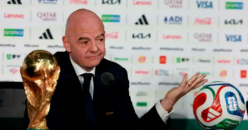 Chủ tịch FIFA di chuyển hơn 50.000 km, 'phân thân' ở World Cup 2026