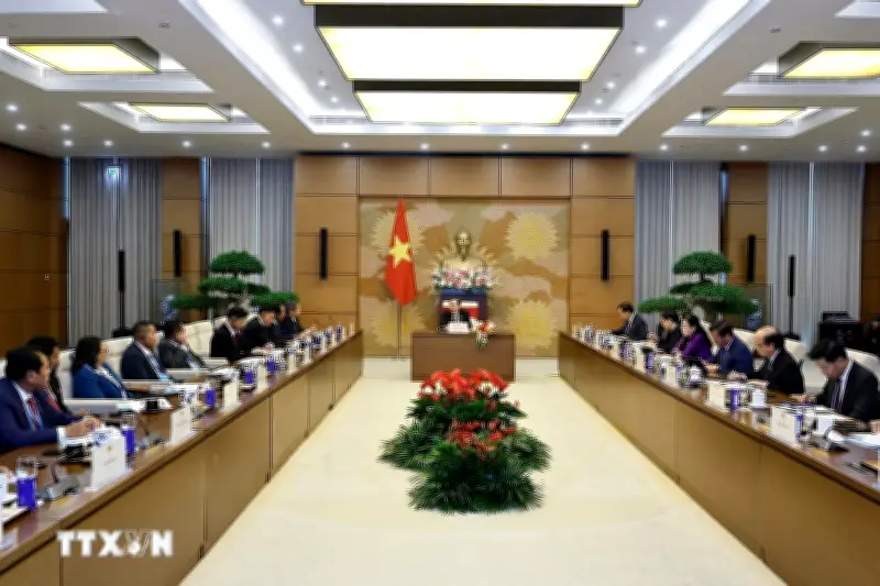 Chủ tịch Quốc hội Trần Thanh Mẫn tiếp lãnh đạo các thành phố ASEAN