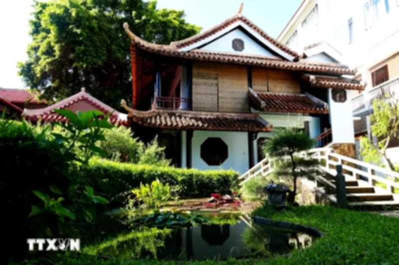 Chùa Huyền Không Sơn: Kiến trúc giao thoa độc đáo ở Cố đô Huế