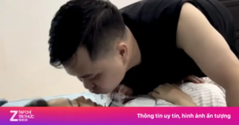 Chồng tháo mặt nạ oxy hôn vợ lần cuối trước khi qua đời