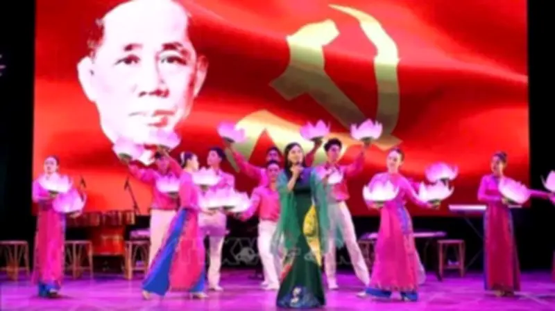 Chương trình nghệ thuật 'Đời đời khắc ghi - Bác Ba Lê Duẩn' tại Quảng Trị