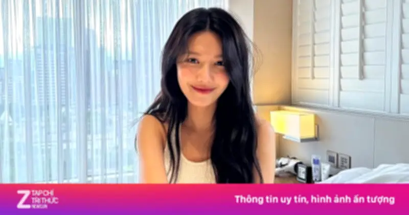 Choi Soo Young và Jung Kyung Ho chia tay sau 14 năm hẹn hò