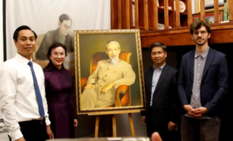 Chuỗi hoạt động tôn vinh di sản Chủ tịch Hồ Chí Minh tại Pháp
