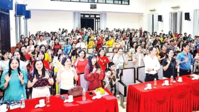 Chuẩn bị cho trẻ vào lớp 1: Hành trang tâm lý quan trọng hơn kiến thức