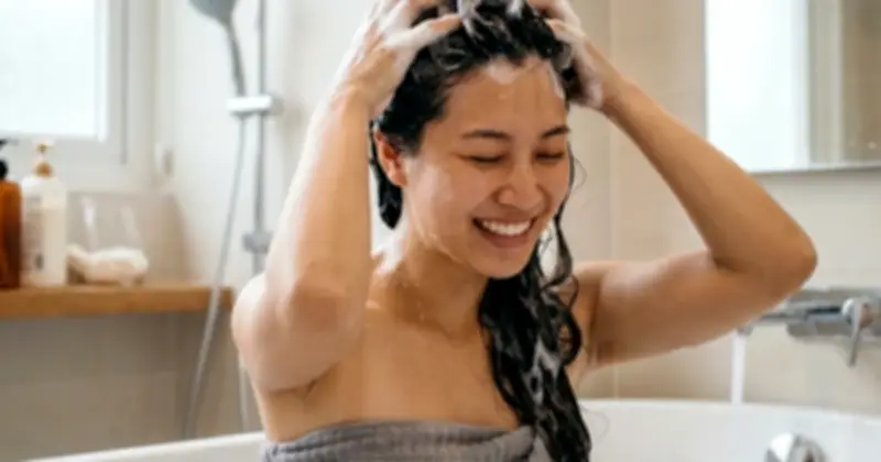 Chuyên gia tiết lộ cách gội đầu chuẩn nhất cho tóc khỏe đẹp