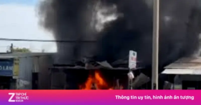 Cháy lớn tại cơ sở phế liệu ở Đồng Nai, phát hiện vật lạ gần hiện trường