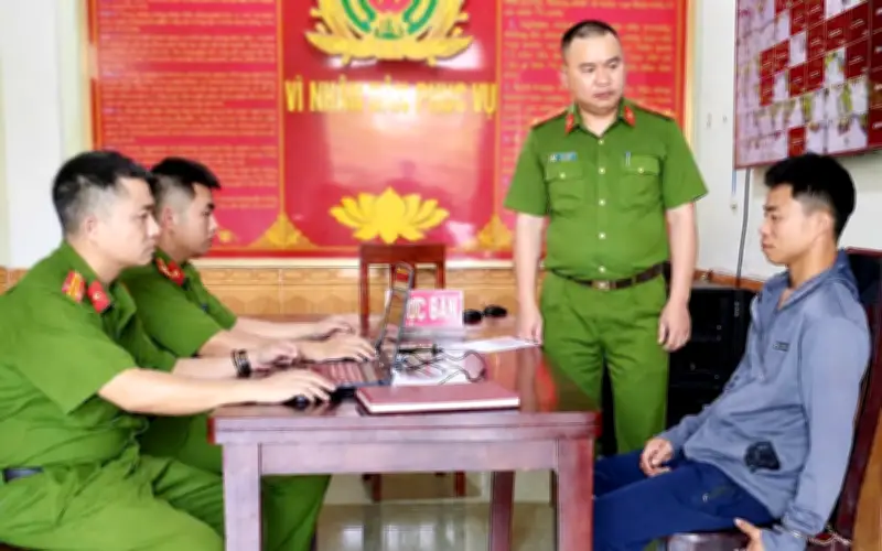 Công an Nghệ An bắt giữ kẻ cướp điện thoại chỉ sau 48 giờ