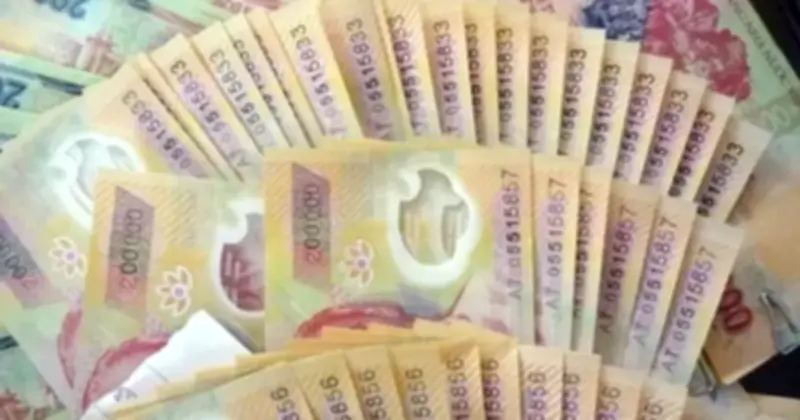Cảnh báo tiền giả mới 100.000 và 200.000 đồng tại Thái Nguyên
