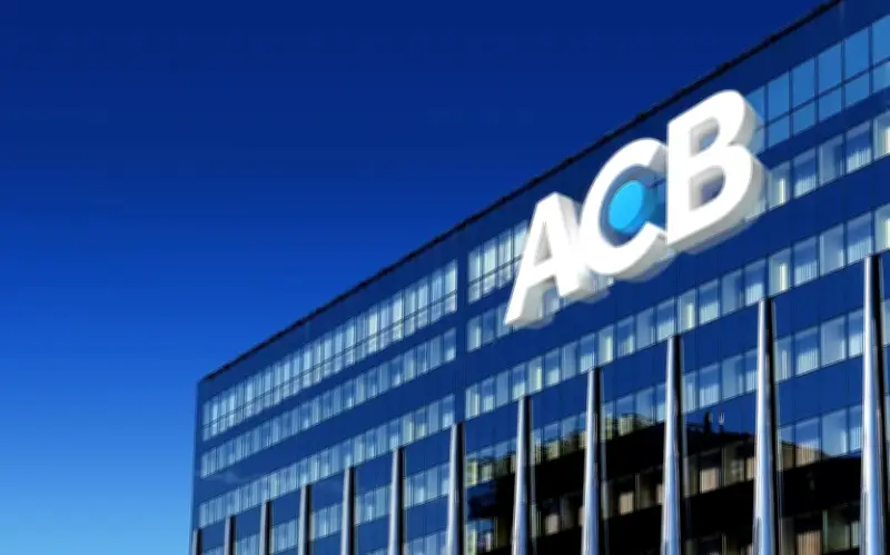 Con gái Chủ tịch Âu Lạc mua thêm cổ phiếu ACB, nâng sở hữu lên gần 10%