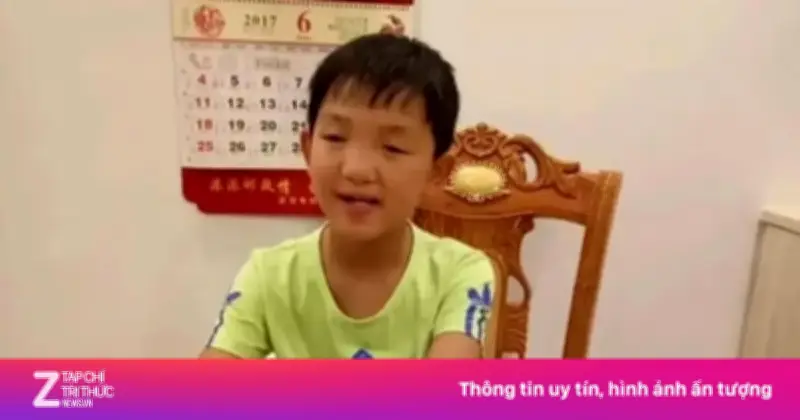 Cậu bé mù từ vụ tấn công đỗ đại học y với 721 điểm