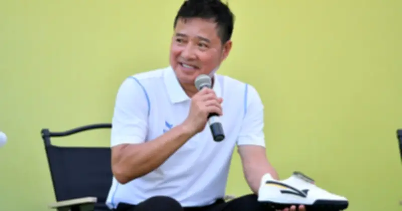 Cựu danh thủ Hồng Sơn làm đại sứ dòng giày Artista Kamito
