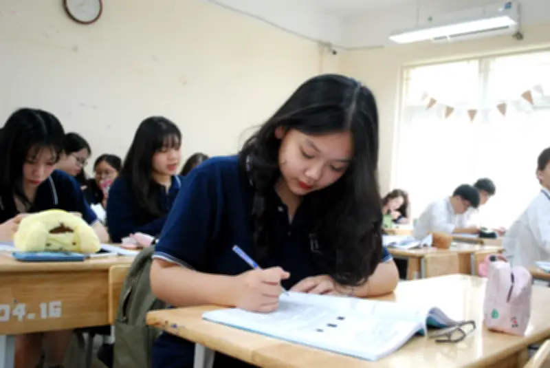 Dự kiến cho phép học sinh THPT đăng ký học tích lũy tín chỉ đại học