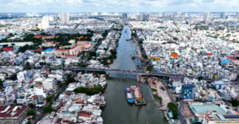 Dự án đường vành đai 3 đoạn qua quận 9 thi công khẩn trương