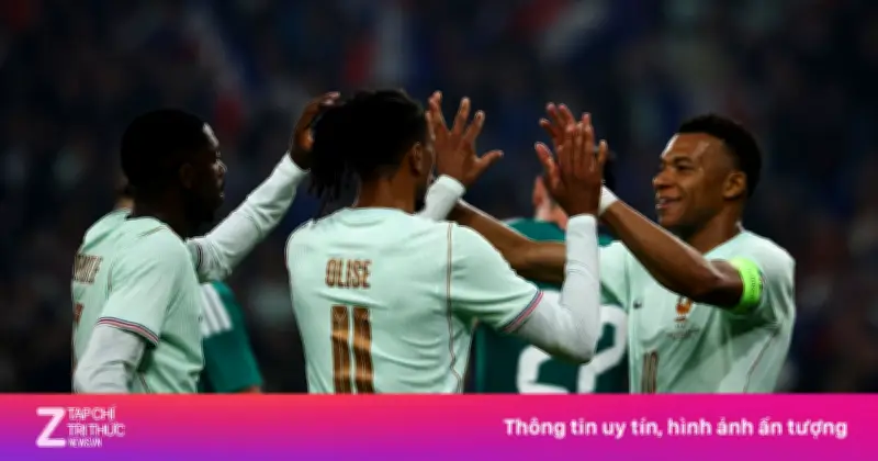 Dembele yêu cầu Mbappe tham gia phòng ngự nhiều hơn ở tuyển Pháp